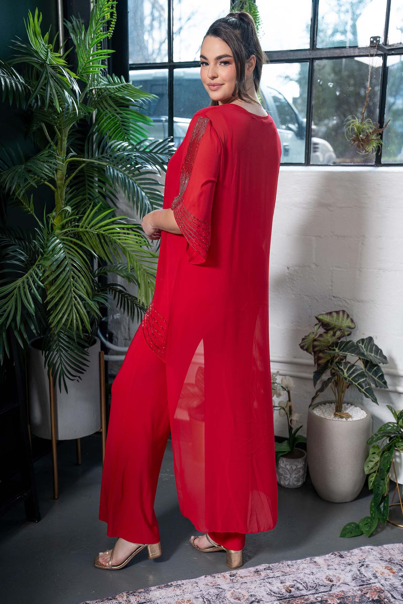 Shimmer-Trim Chiffon Drape Set Red